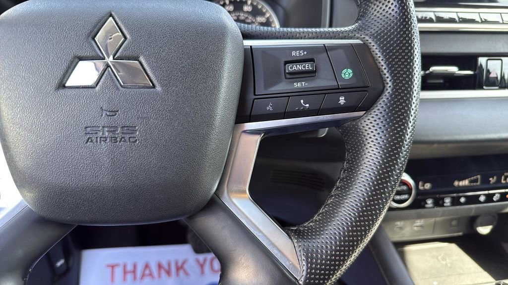 Used 2024 Mitsubishi Outlander SE Black Edition AWD/4WD image 17