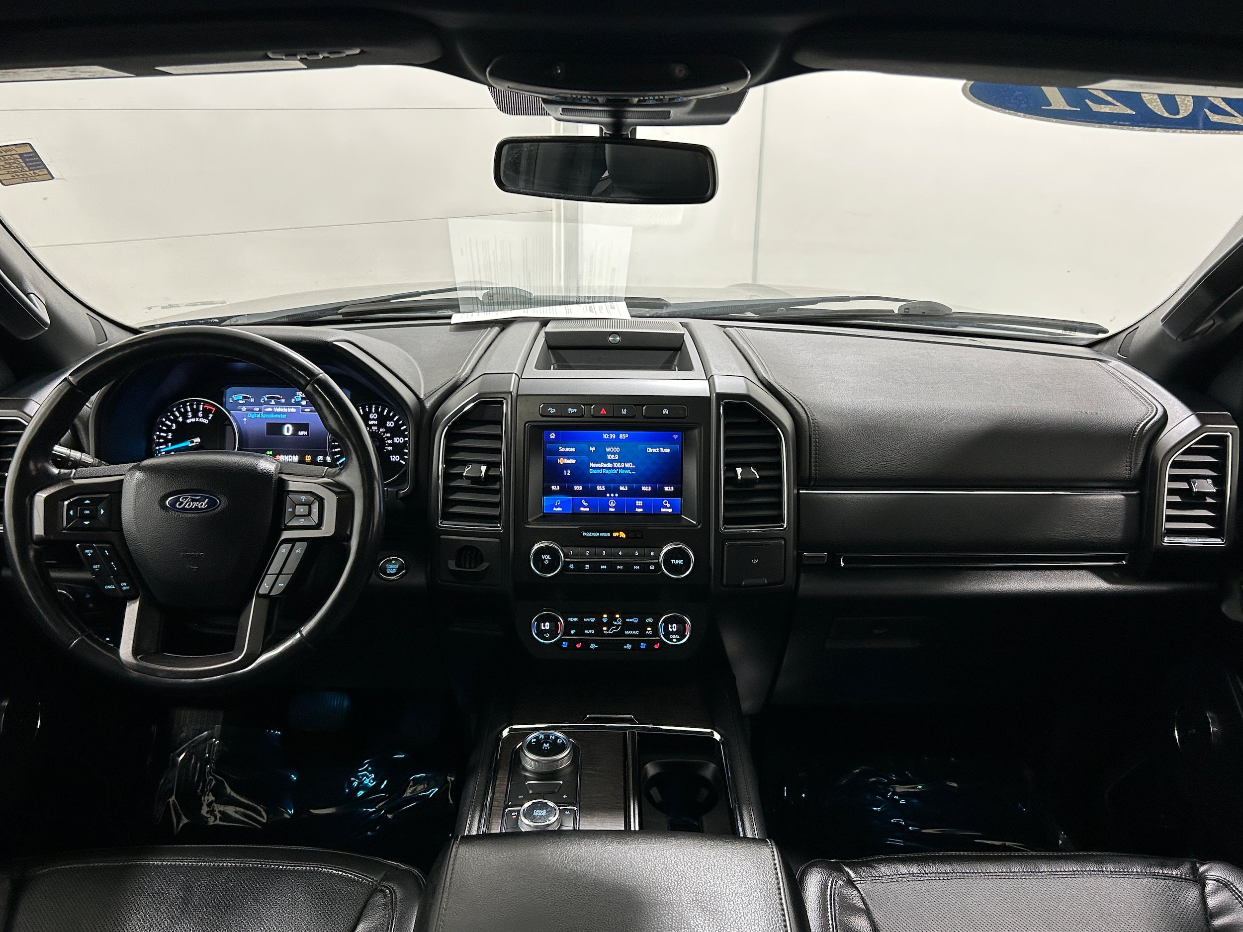 Used 2021 Ford Expedition Max Limited AWD/4WD image 14