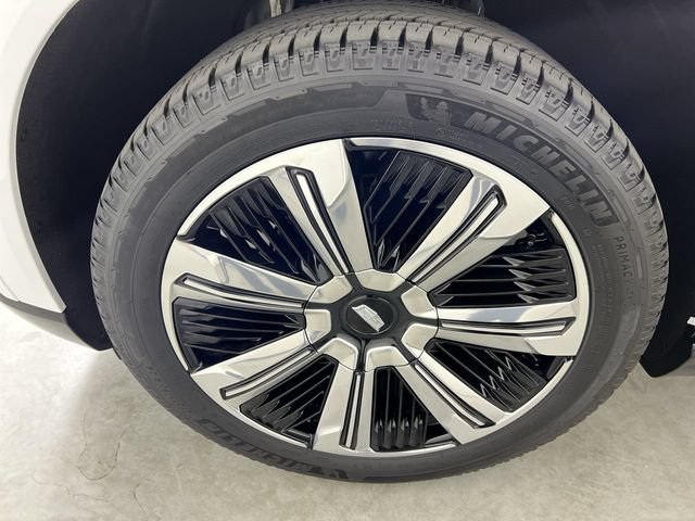 Used 2025 Cadillac Escalade IQ Luxury 1 AWD/4WD image 33