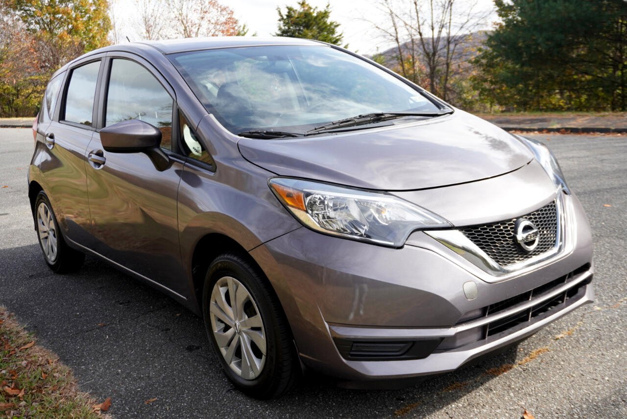 Used 2018 Nissan Versa Note S image 3