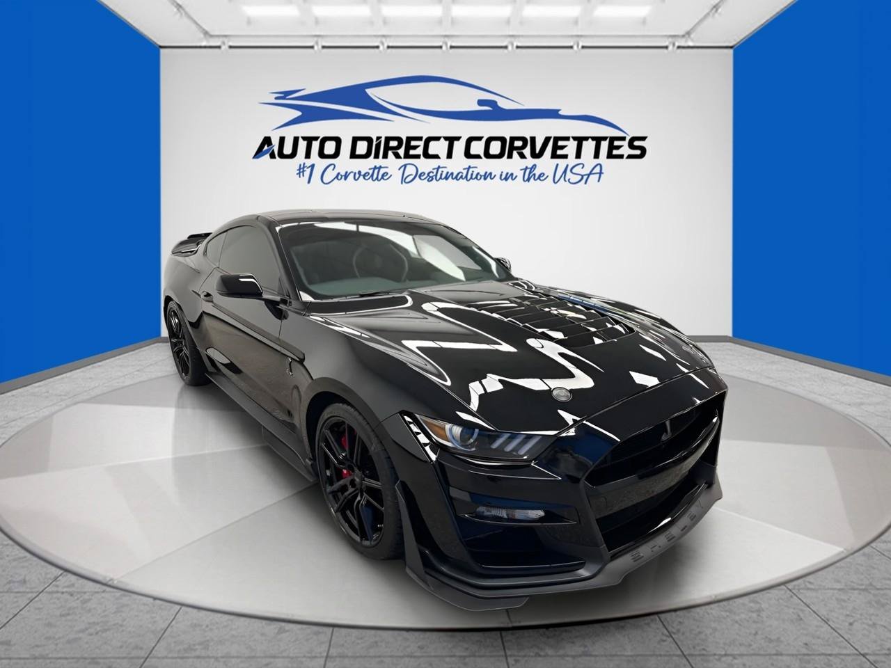 Used 2020 Ford Mustang Shelby GT500 w/ Technology Package RWD image 4