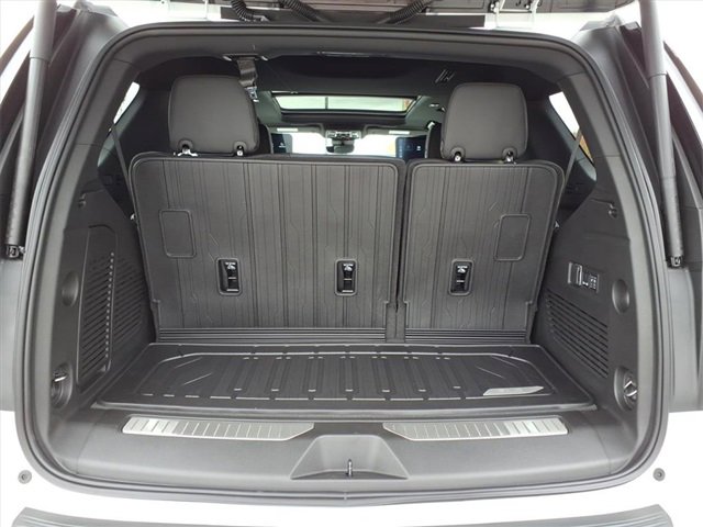 New 2026 GMC Yukon AT4 w/ AT4 Premium Plus Package image 13