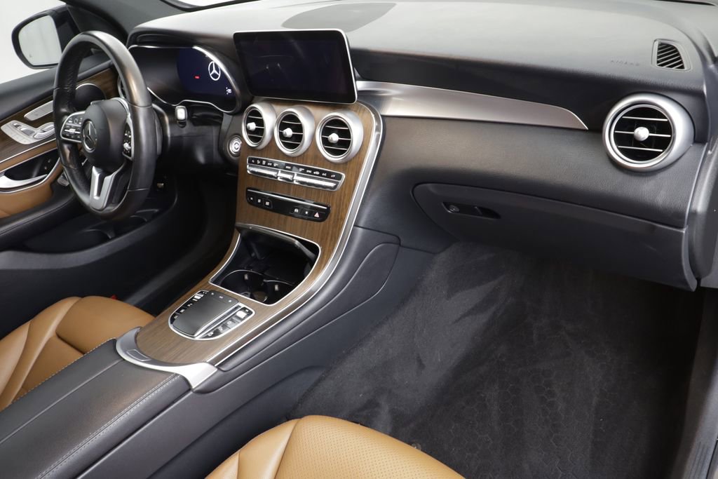 Used 2022 Mercedes-Benz GLC 300 4MATIC image 22