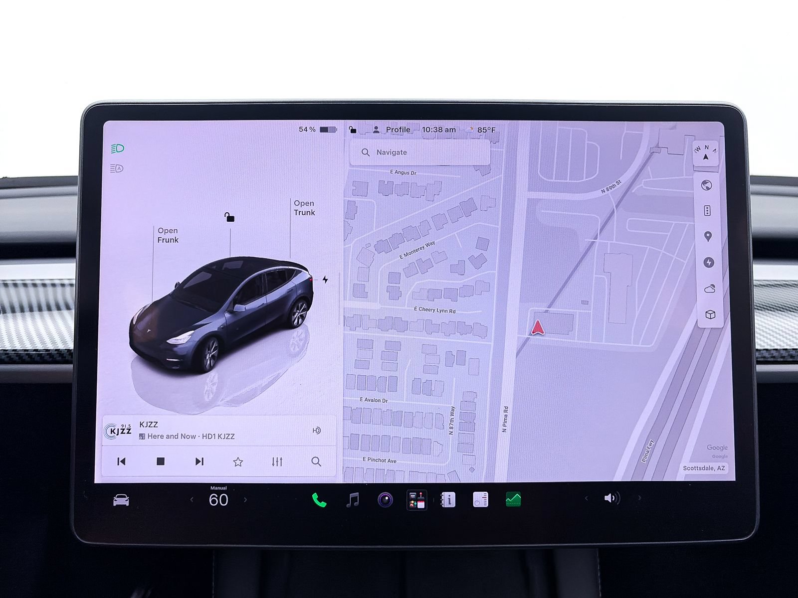 Used 2023 Tesla Model Y Long Range AWD/4WD image 4