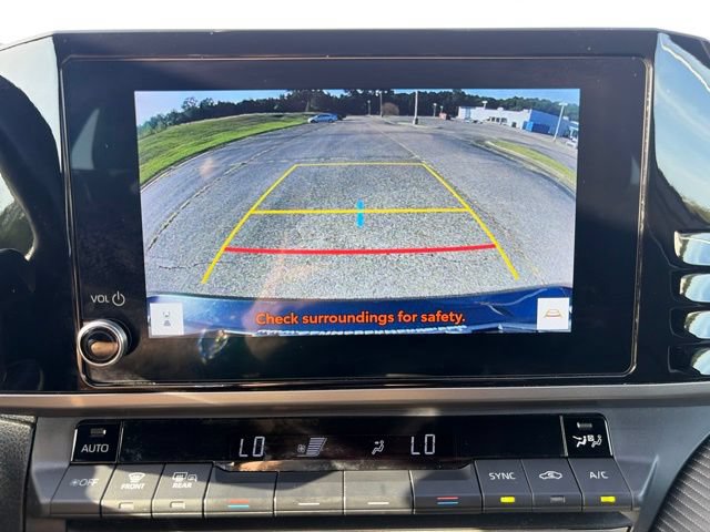 Used 2025 Toyota Camry SE FWD image 23