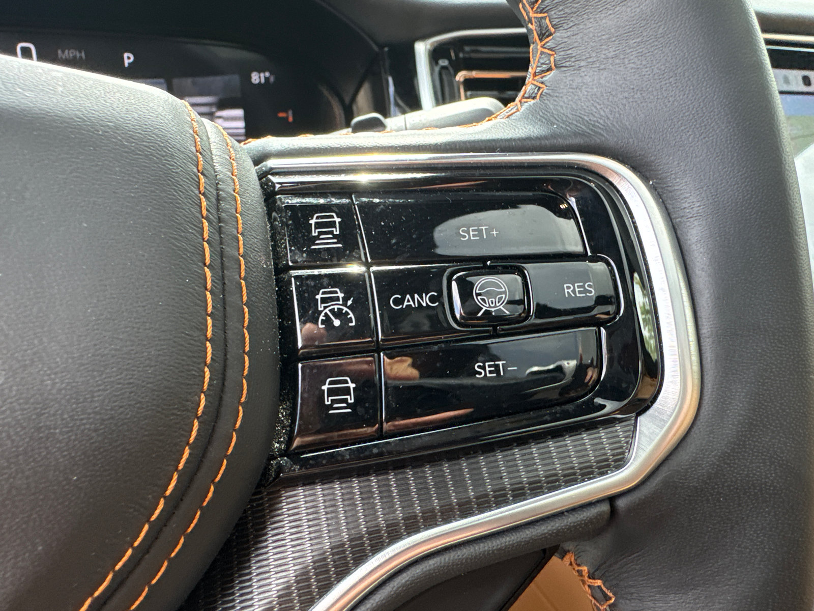 Certified 2025 Jeep Grand Wagoneer Series III w/ Quick Order Packagew 28T AWD/4WD image 36