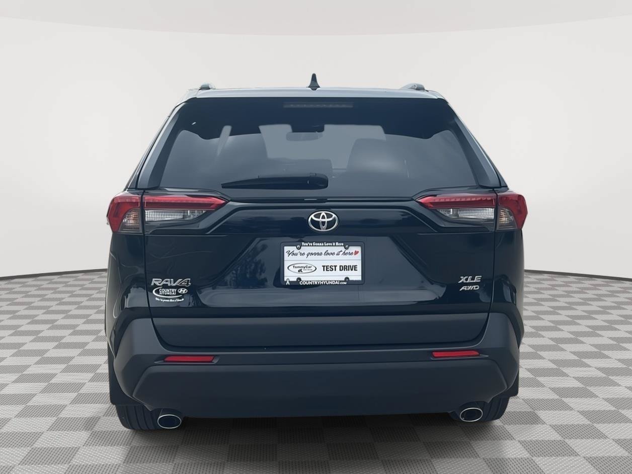 Used 2020 Toyota RAV4 XLE Premium AWD/4WD image 7
