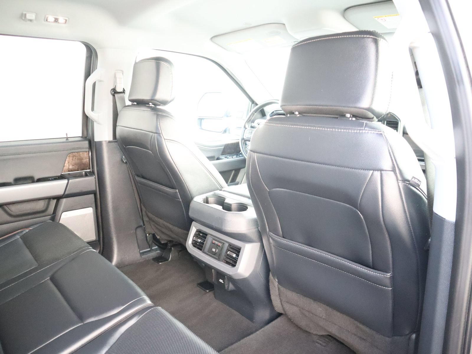 Used 2024 Ford F250 Lariat AWD/4WD image 45