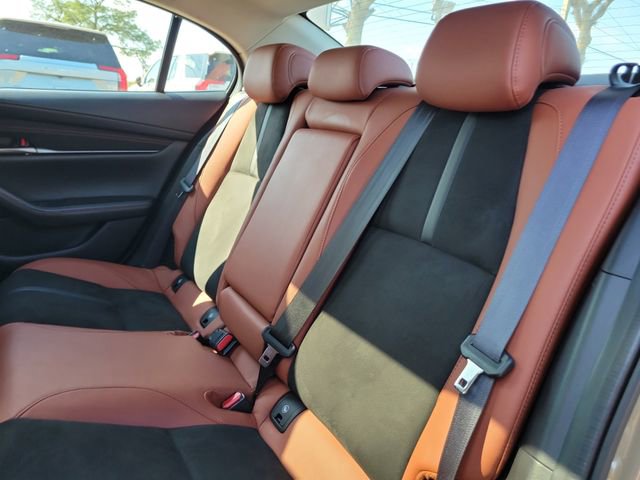 Used 2024 MAZDA MAZDA3 s image 10