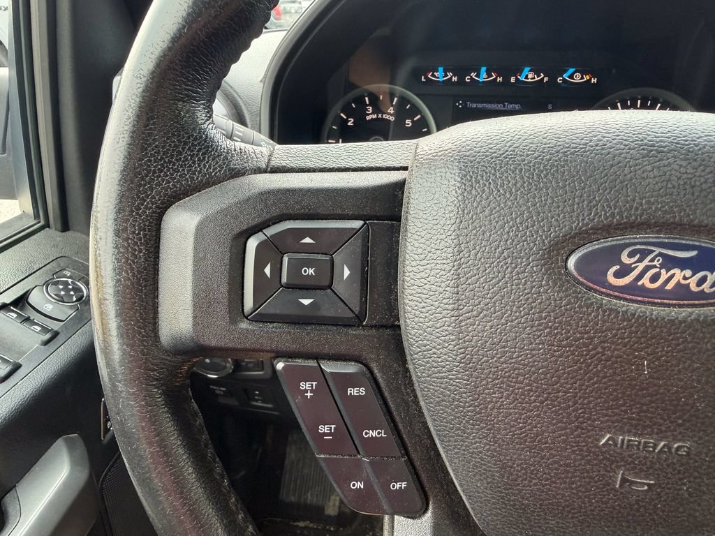Used 2016 Ford F150 XLT w/ Equipment Group 302A Luxury AWD/4WD image 18