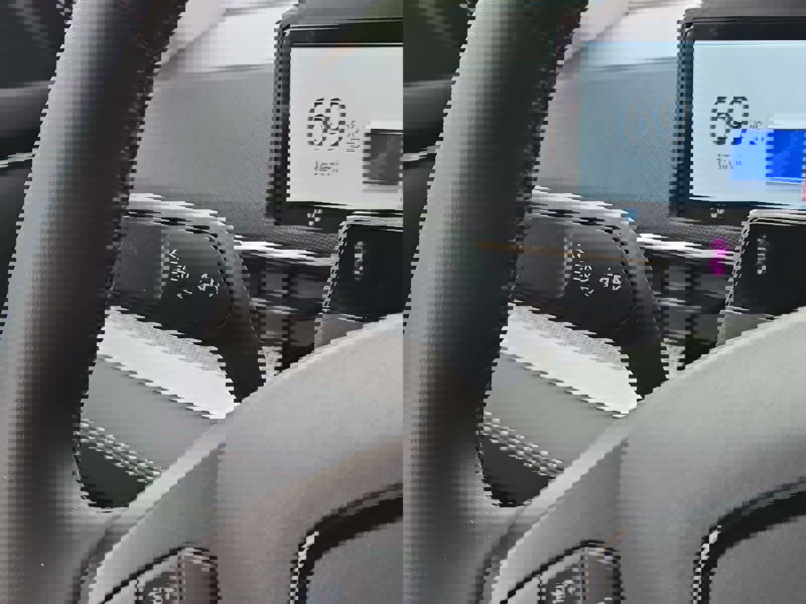 Used 2023 Ford Mustang Mach-E Select image 26