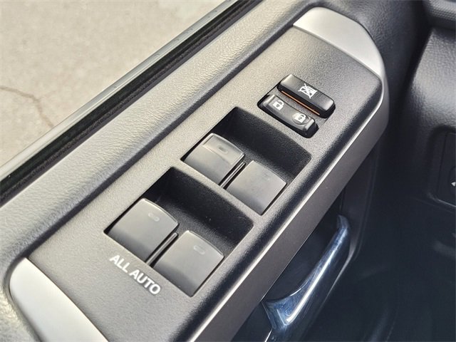 Used 2020 Toyota 4Runner SR5 image 24