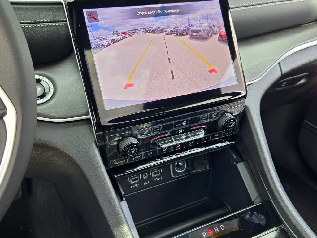 New 2025 Jeep Grand Cherokee Limited image 26