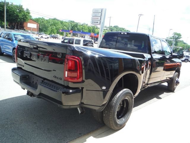 New 2026 RAM 3500 Laramie w/ Night Edition AWD/4WD image 17