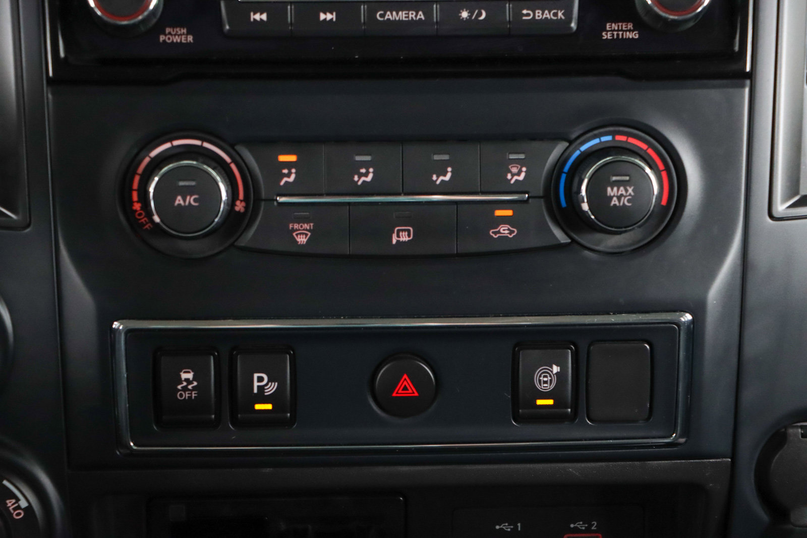 Used 2023 Nissan Titan SV image 21