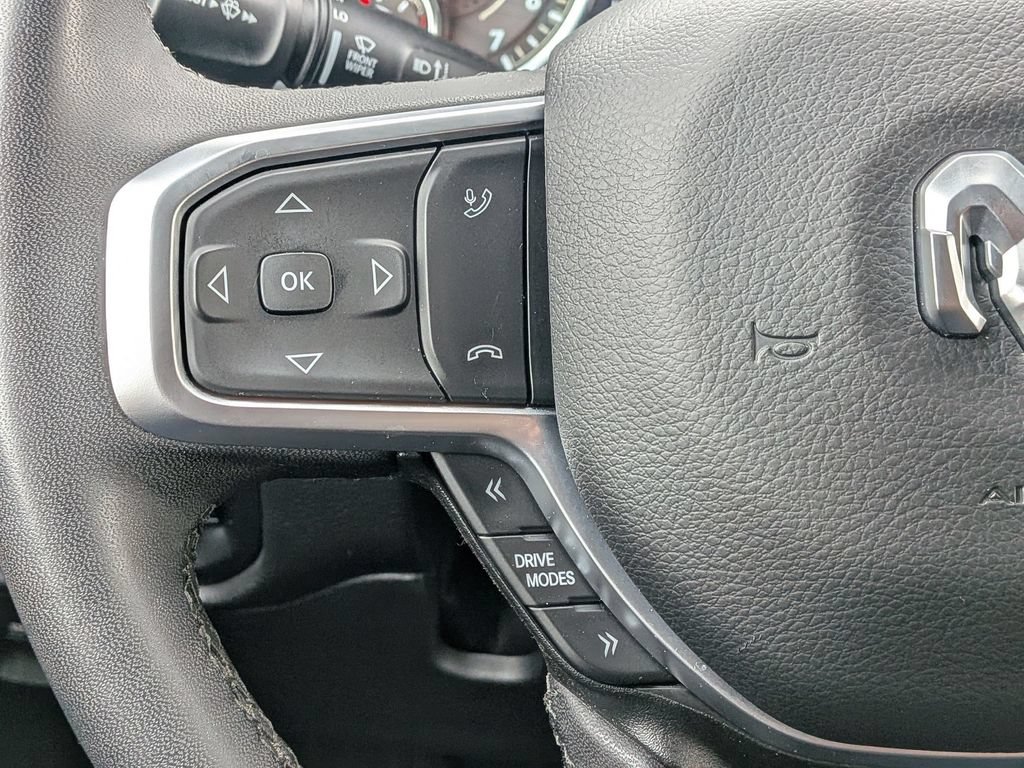 Used 2025 RAM 1500 Big Horn AWD/4WD image 12