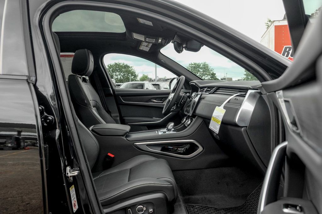 New 2026 Jaguar F-PACE R-Dynamic S image 21