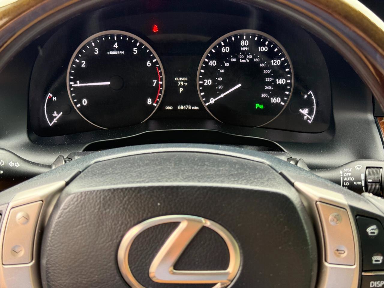 Used 2015 Lexus ES 350 w/ Ultra Luxury Package w/ Luxury Package FWD image 11