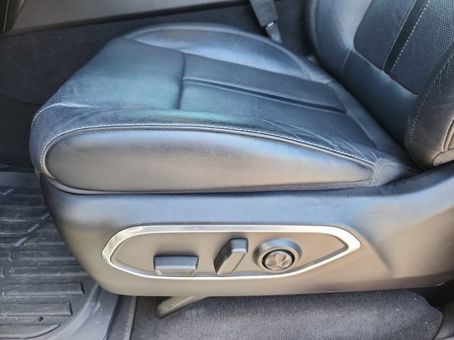 Used 2022 Jeep Wagoneer Series III AWD/4WD image 15