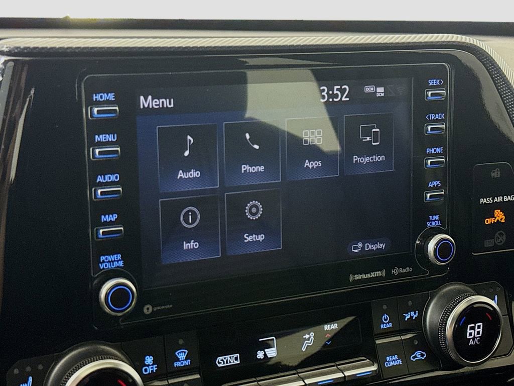 Used 2022 Toyota Highlander XSE AWD/4WD image 14