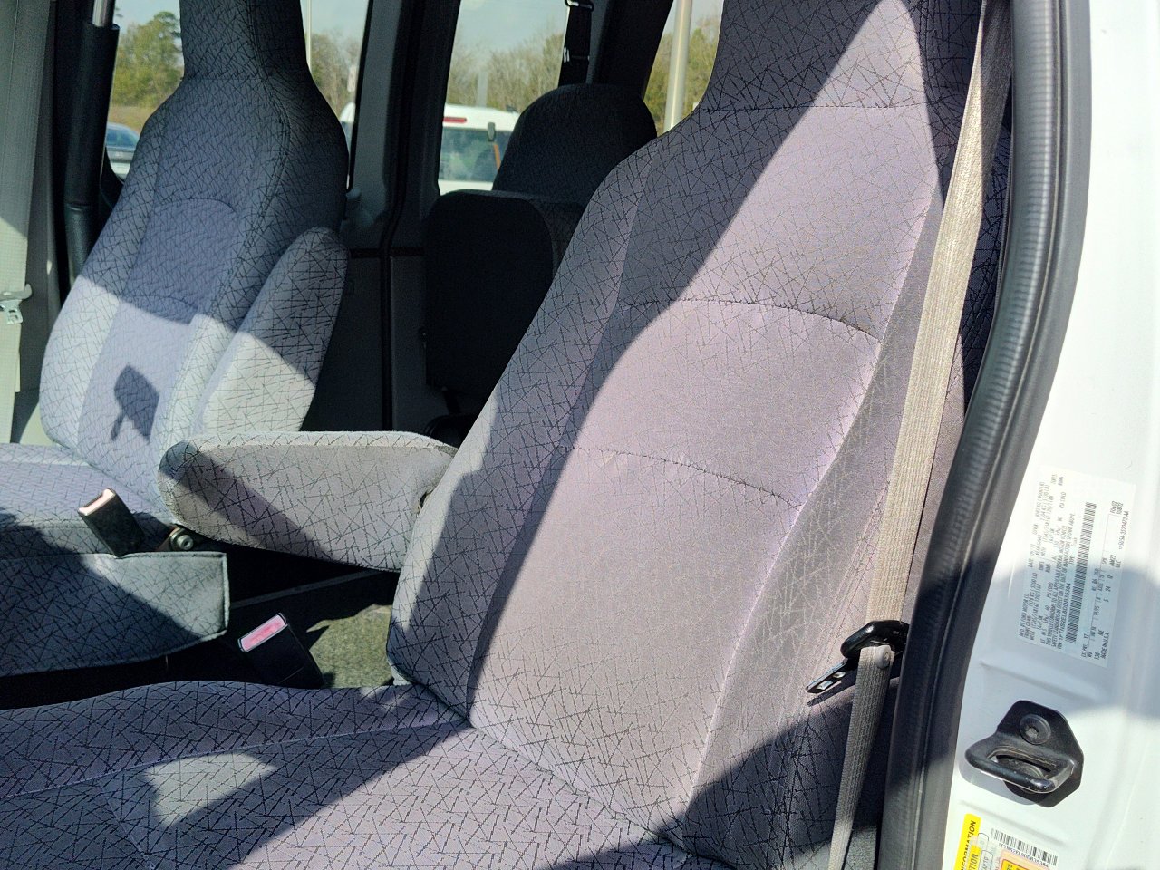 Used 2013 Ford E-250 and Econoline 250 Extended w/ Premium Van Group image 2