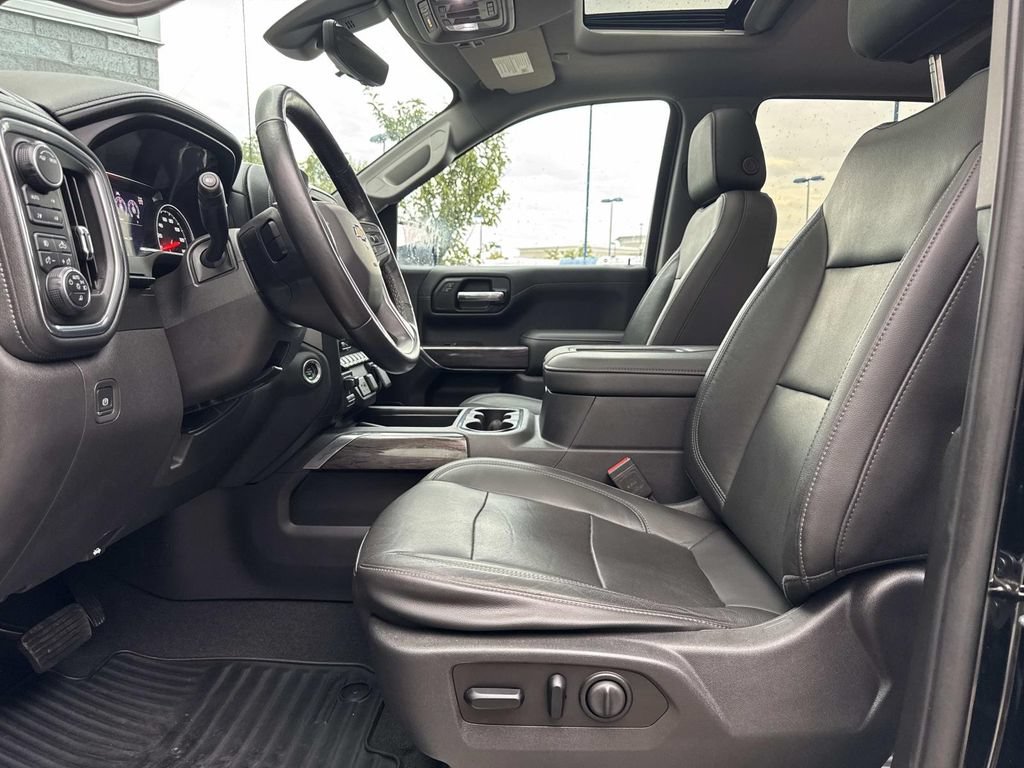 Used 2020 Chevrolet Silverado 1500 LTZ w/ LTZ Premium Package AWD/4WD image 19
