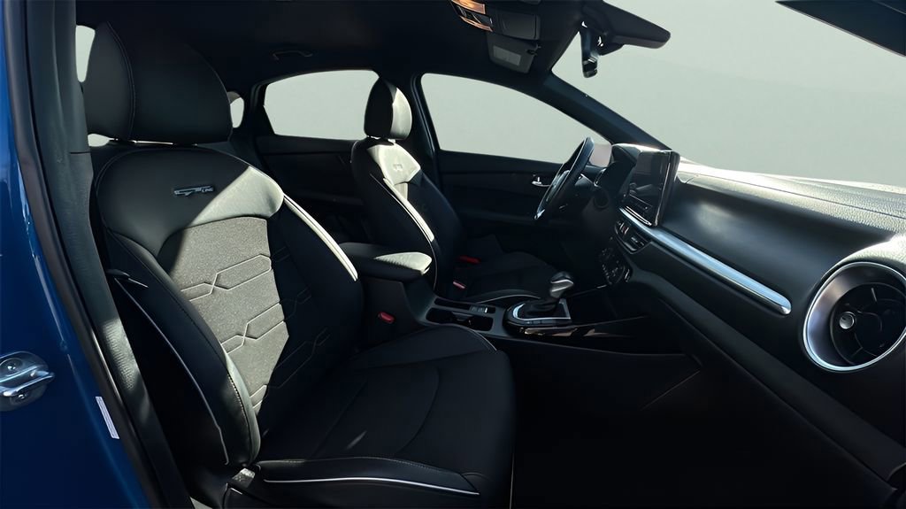 Used 2023 Kia Forte GT-Line w/ GT-Line Technology Package image 23