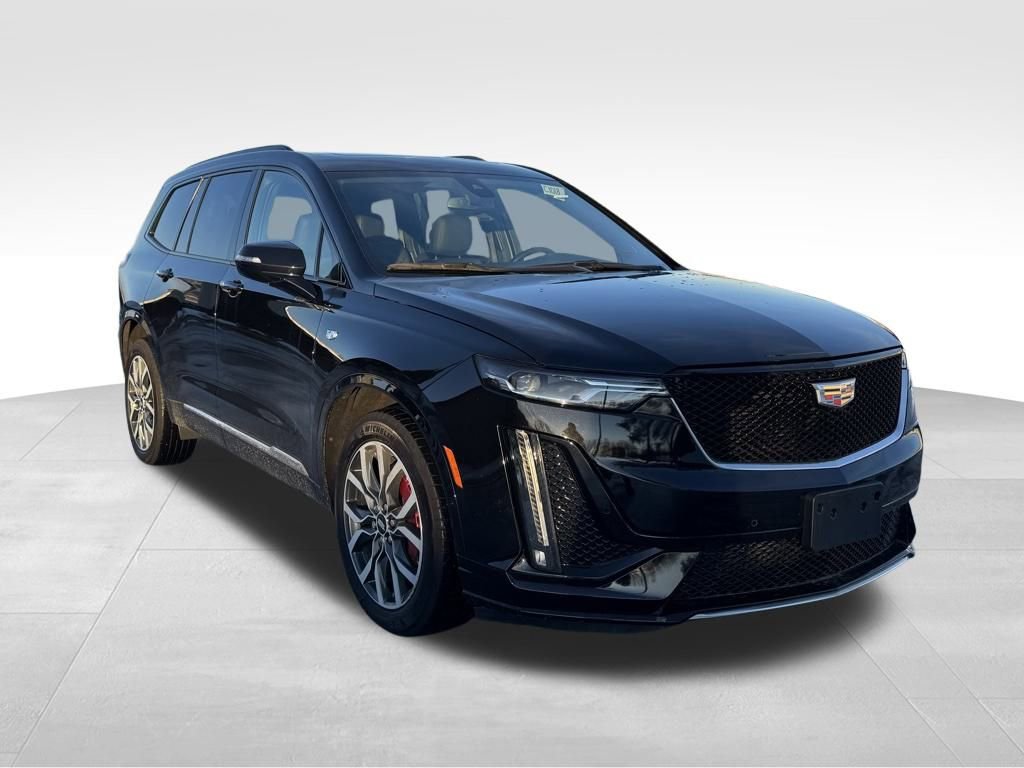 Used 2024 Cadillac XT6 Sport image 4