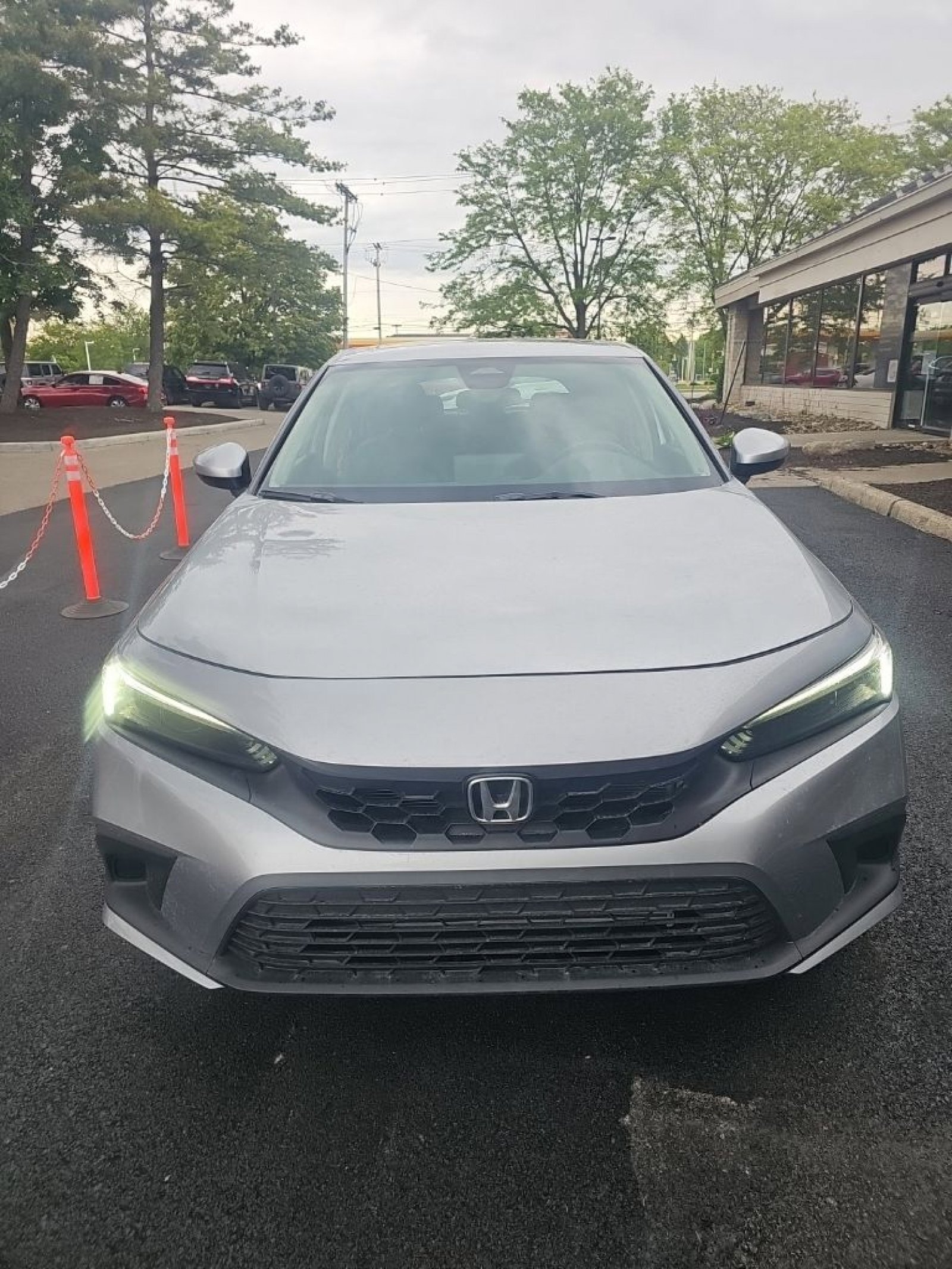 Used 2024 Honda Civic EX-L image 4