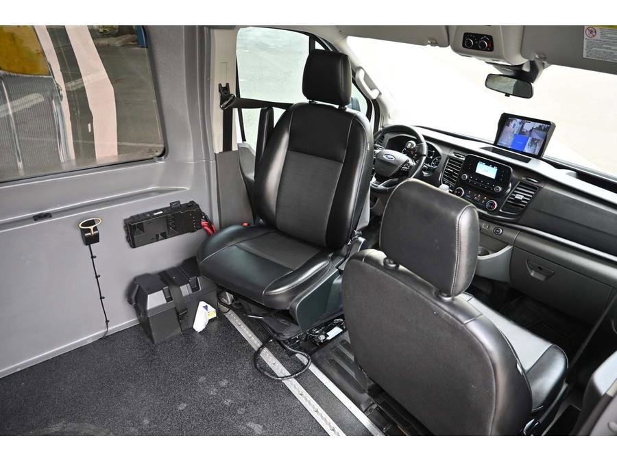 Used 2023 Ford Transit 150 Medium Roof AWD image 27