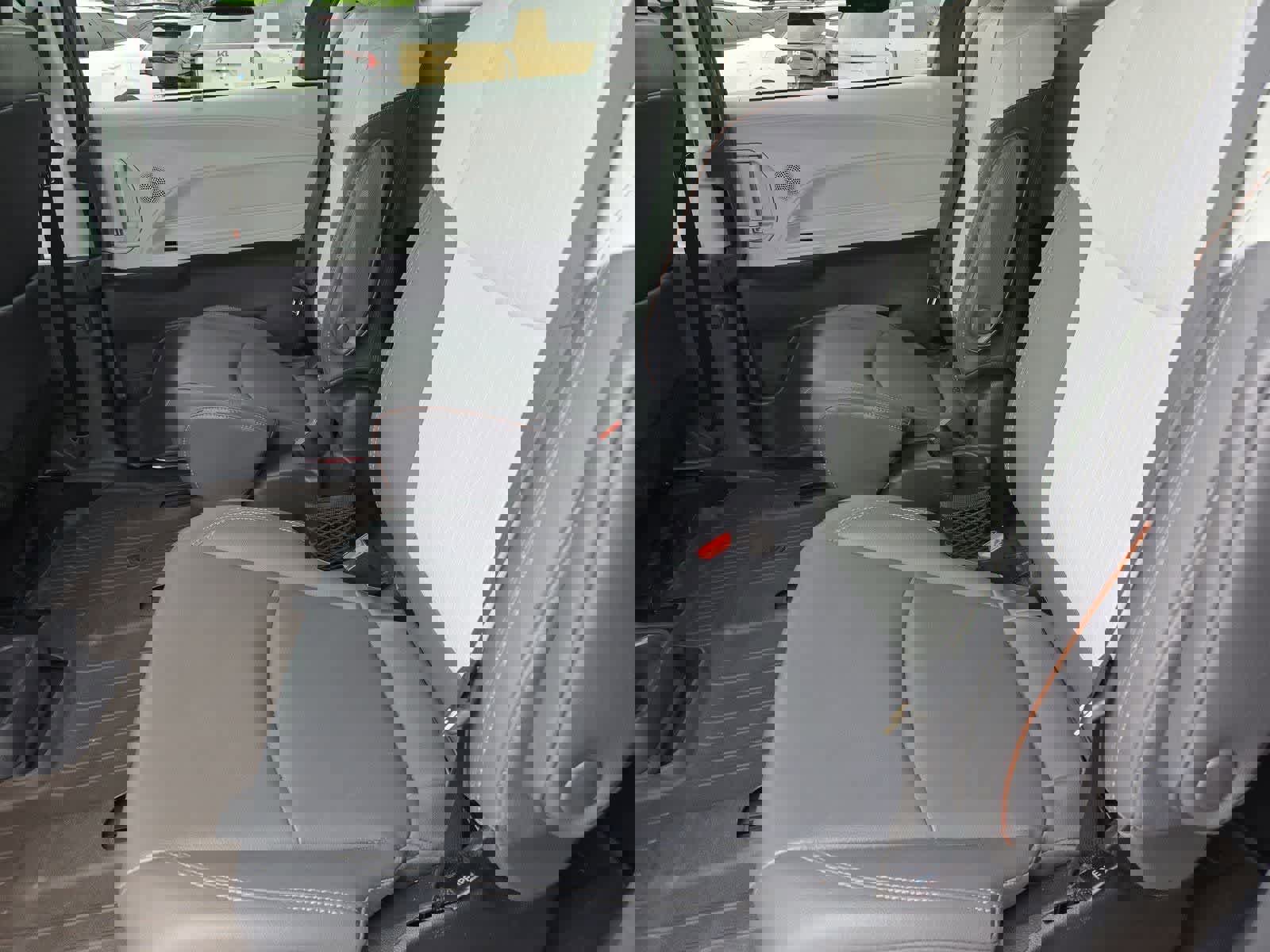 Used 2022 Toyota Sienna XSE w/ XSE Plus Package FWD image 19