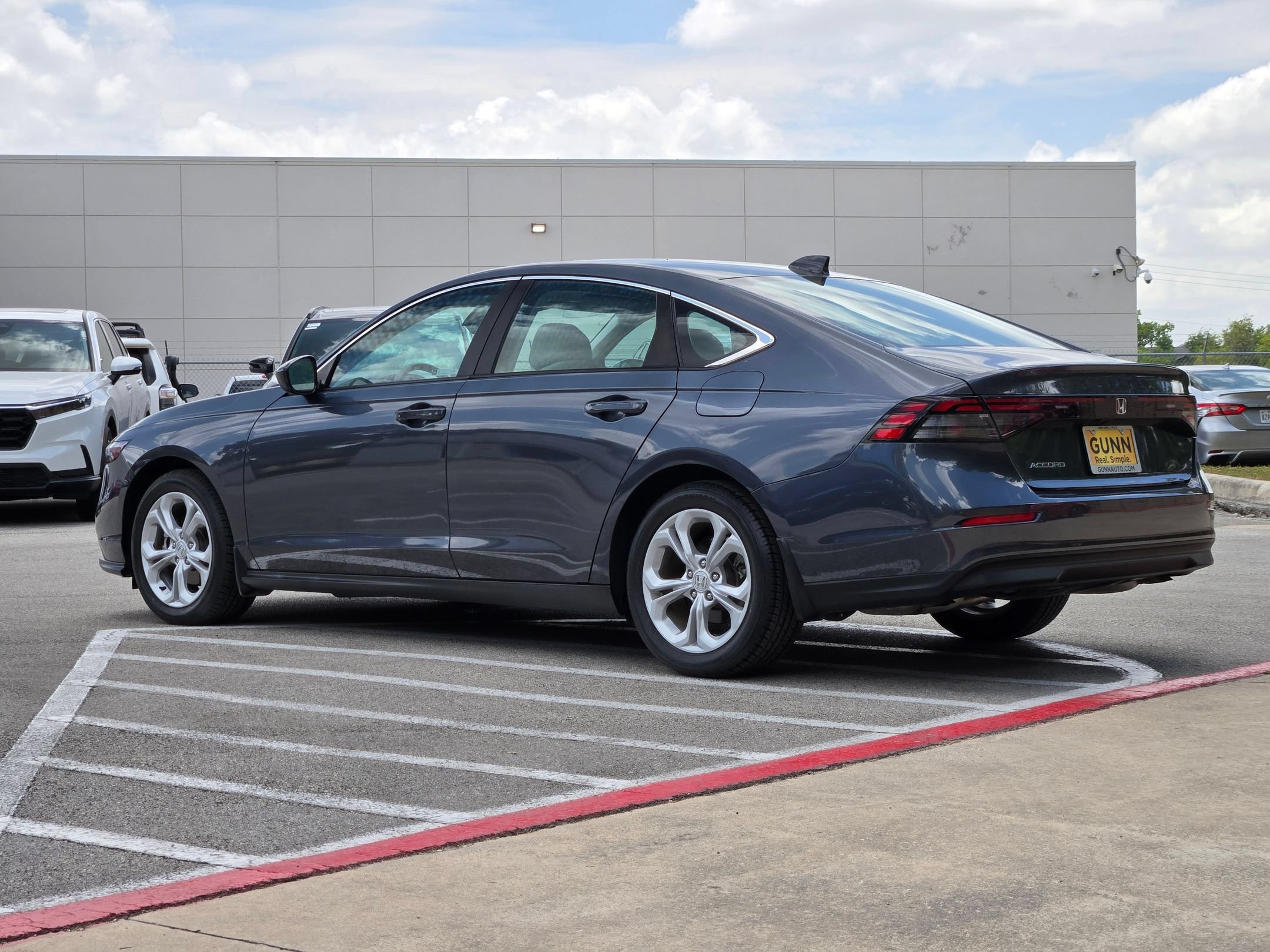 Used 2023 Honda Accord LX image 5