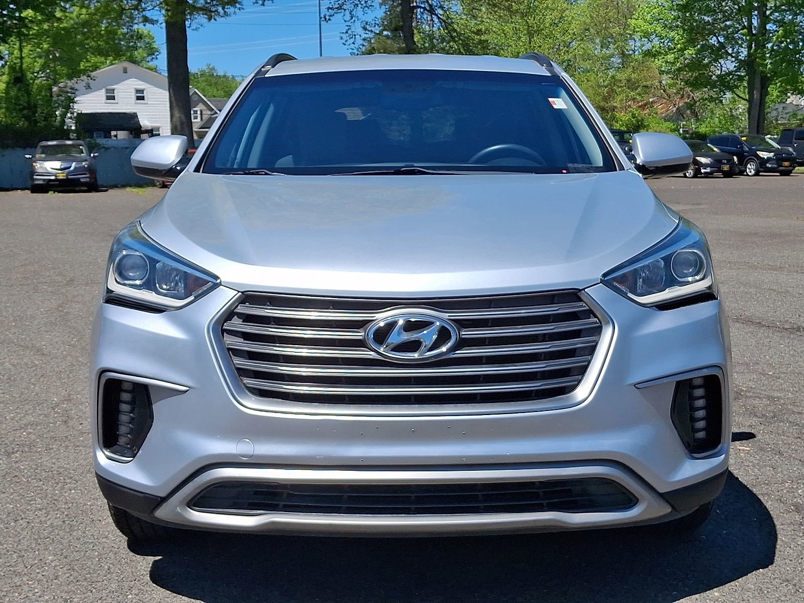 Used 2019 Hyundai Santa Fe XL SE FWD image 2