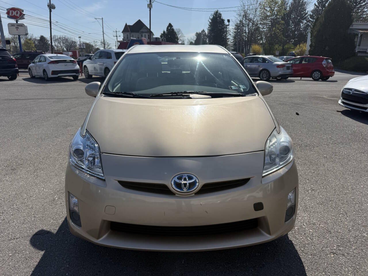 Used 2010 Toyota Prius Three FWD image 2