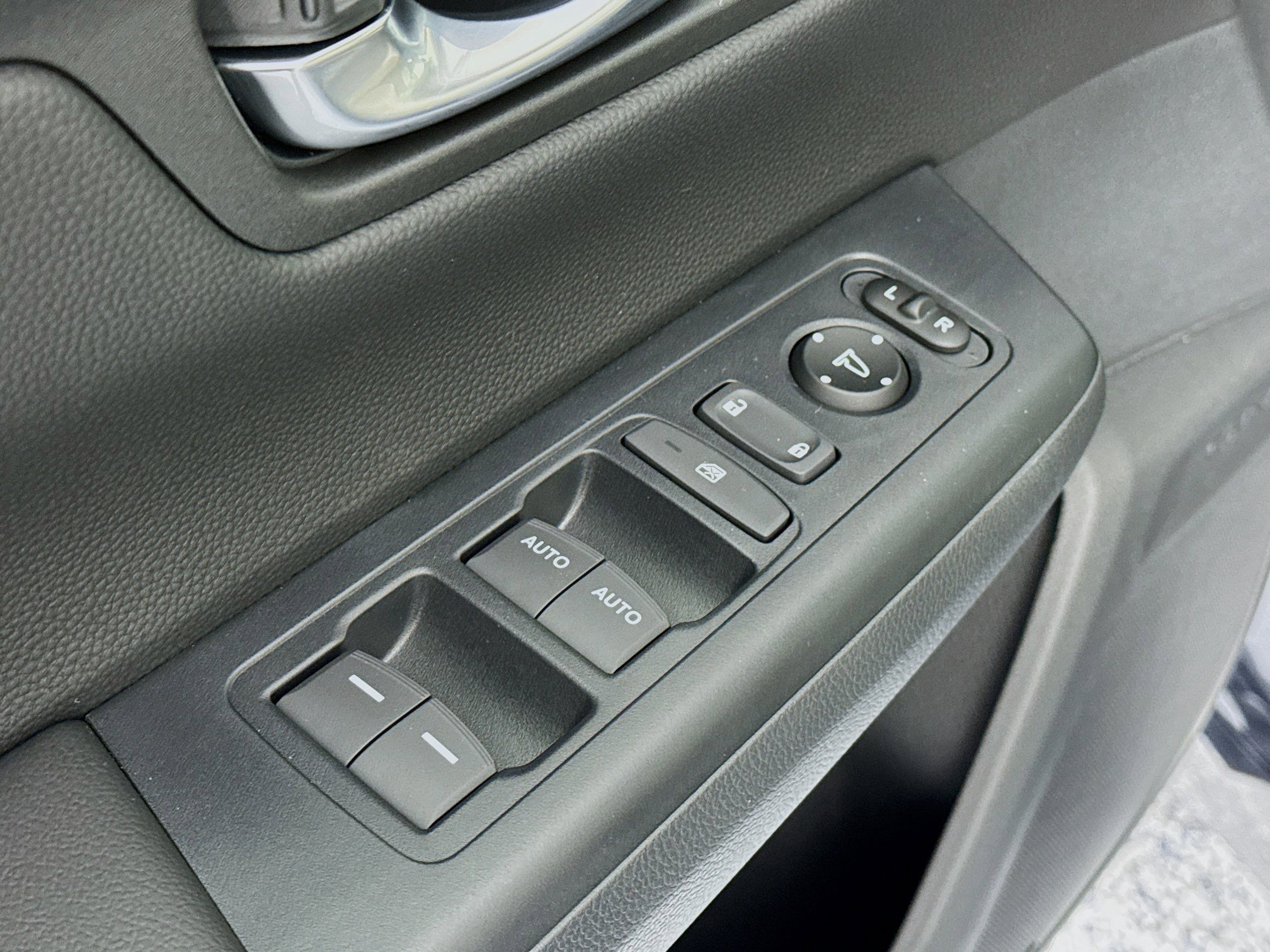 New 2026 Honda CR-V EX image 17