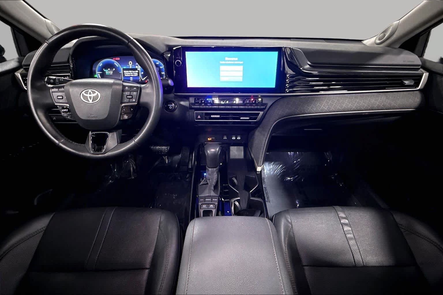 Used 2025 Toyota Camry XLE w/ Premium Package AWD/4WD image 16