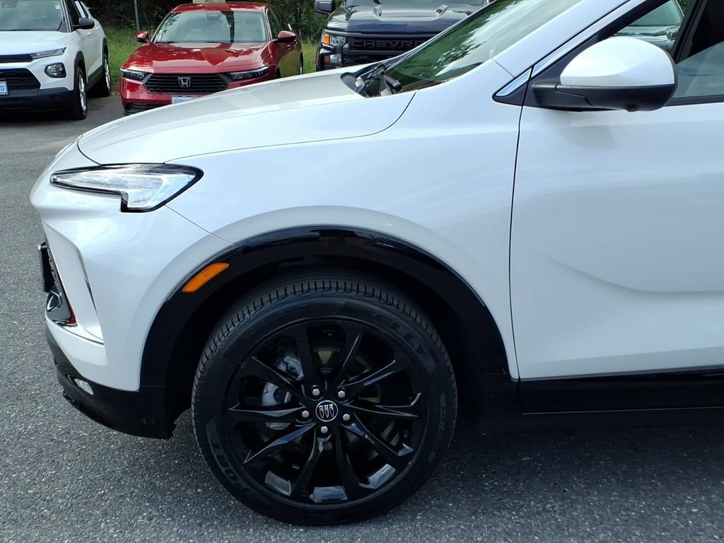 Certified 2024 Buick Encore GX Sport Touring w/ Experience Buick Package AWD/4WD image 5