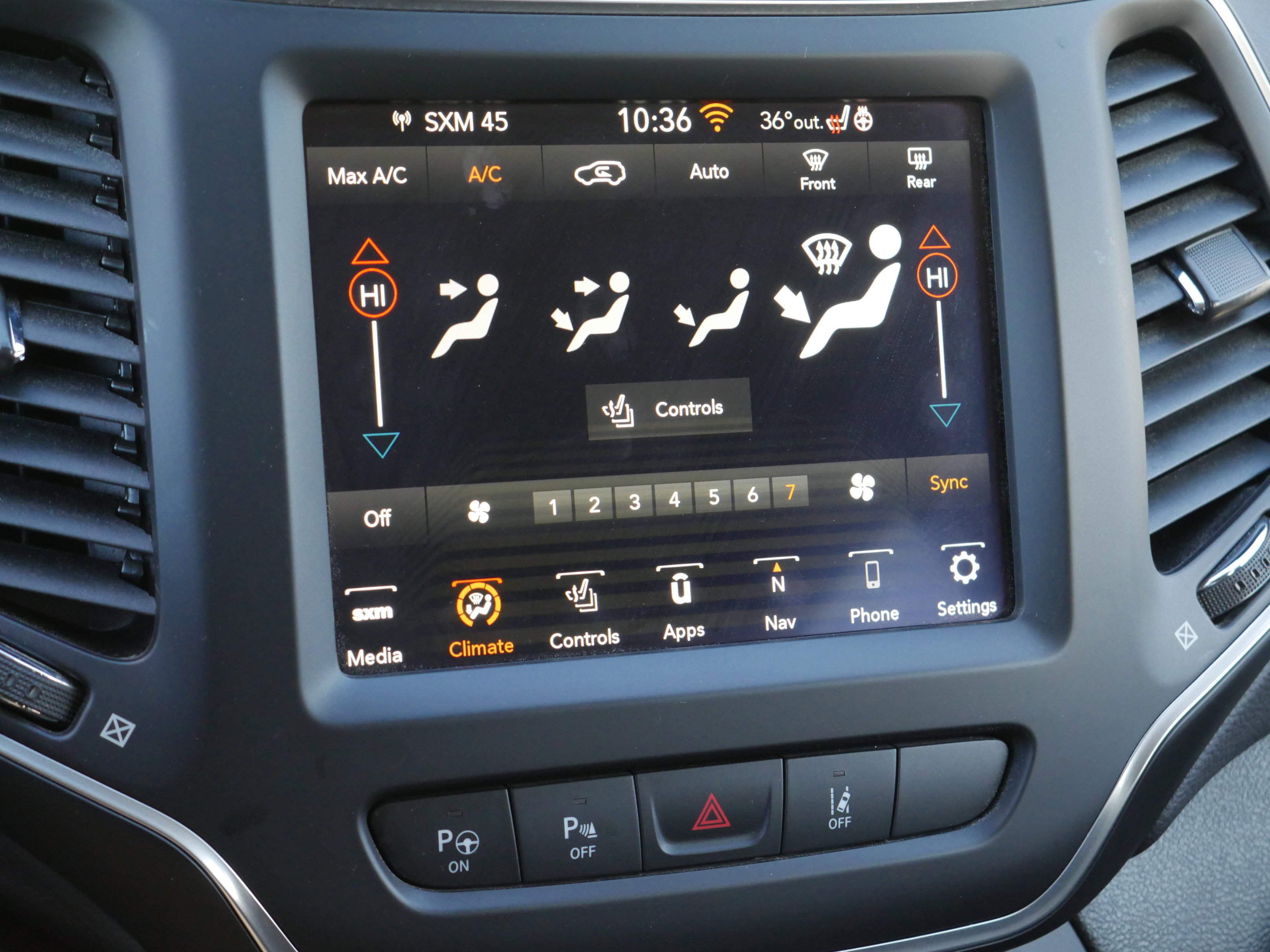 Used 2023 Jeep Cherokee Altitude Lux image 10