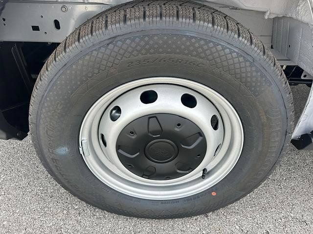 New 2027 Ford Transit 250 148 Medium Roof w/ Load Area Protection Package RWD image 23