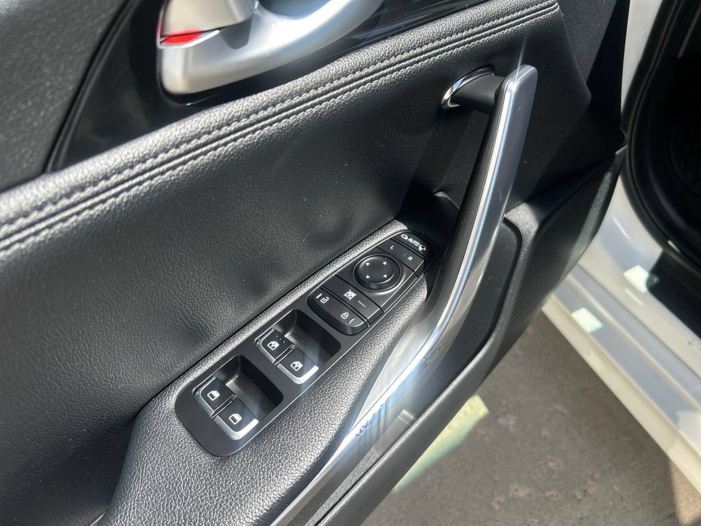 Used 2022 Kia Stinger GT-Line AWD/4WD image 12
