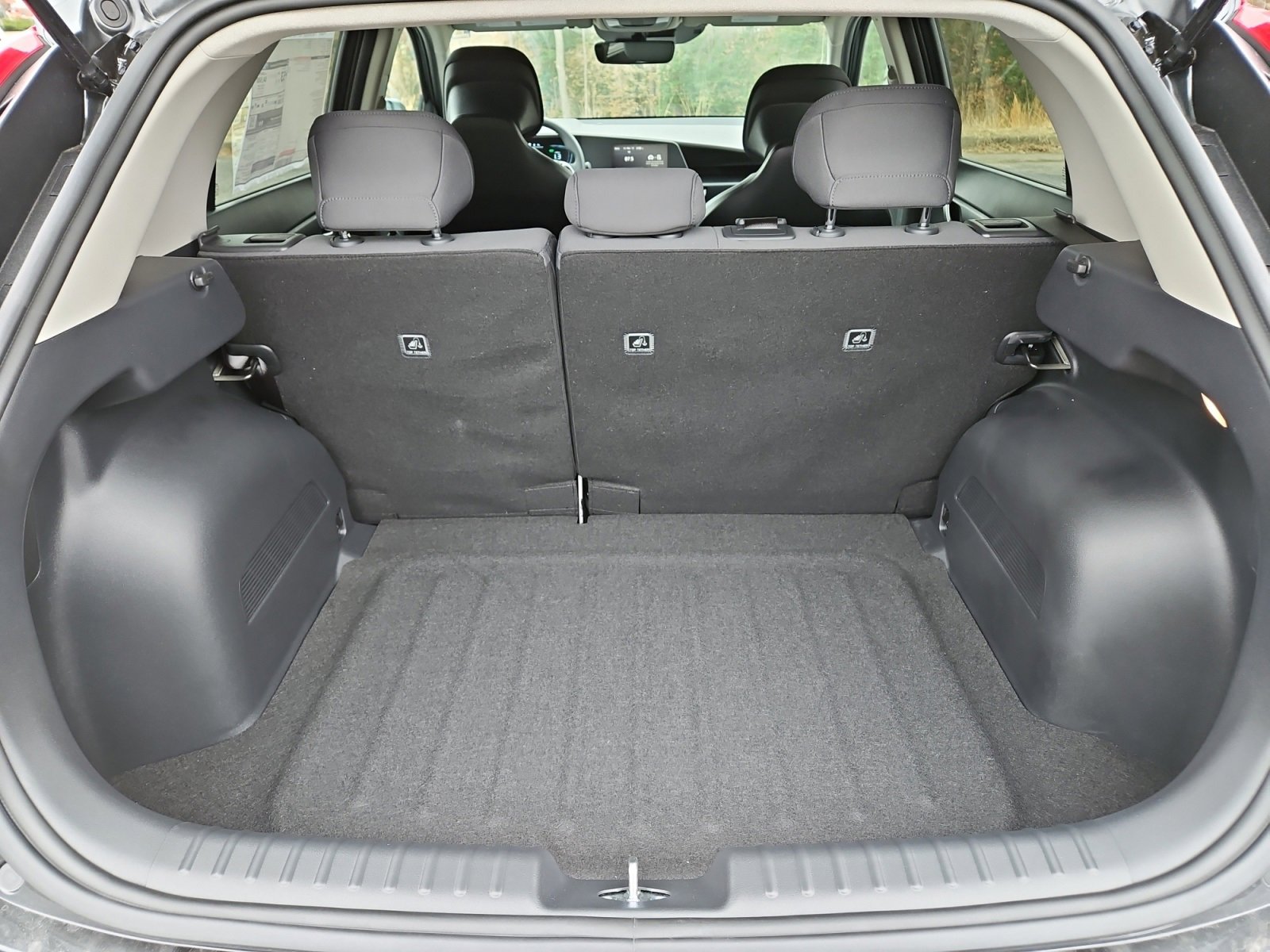 Used 2025 Kia Niro LX image 19