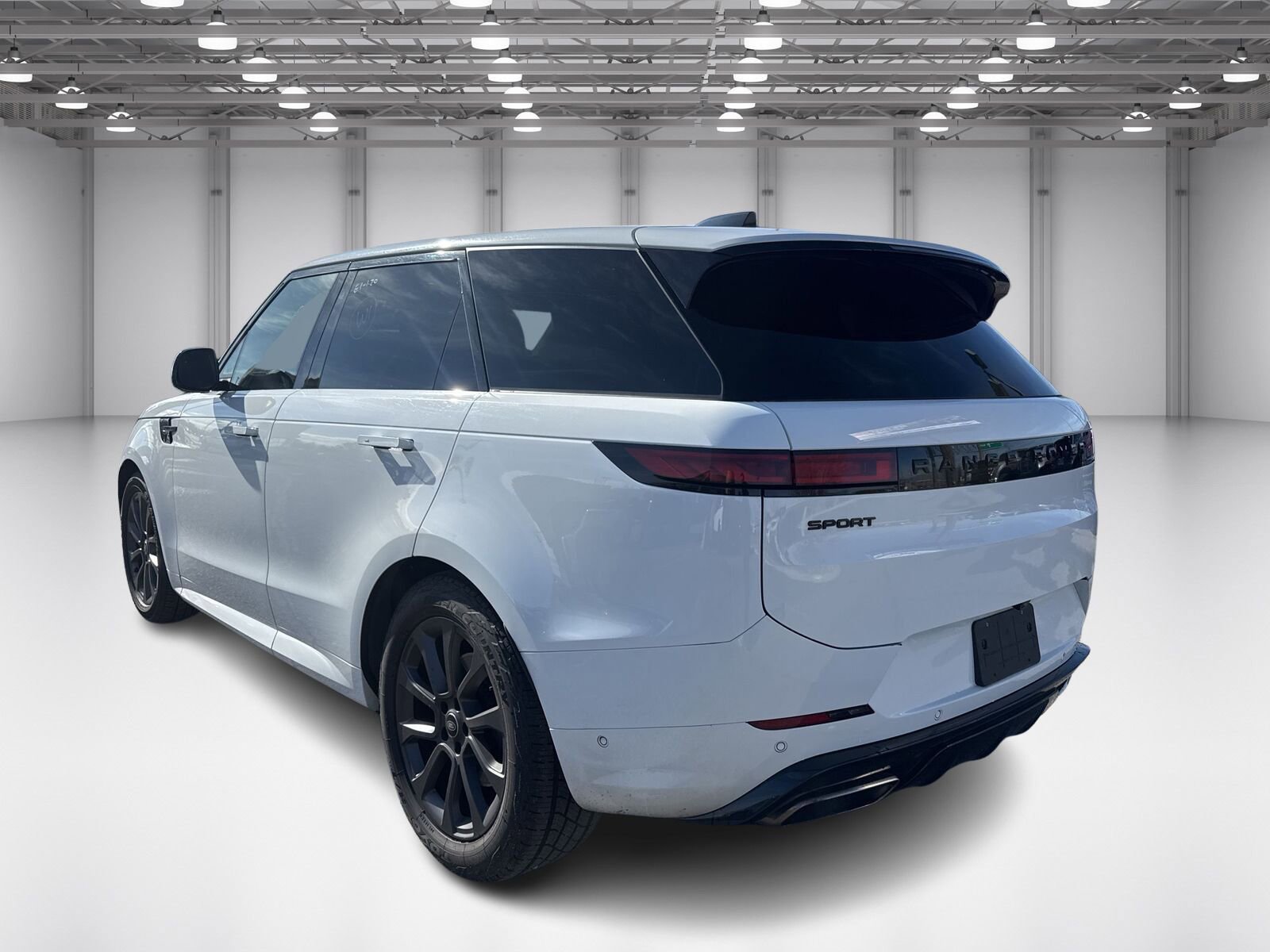 Used 2024 Land Rover Range Rover Sport Dynamic SE image 7