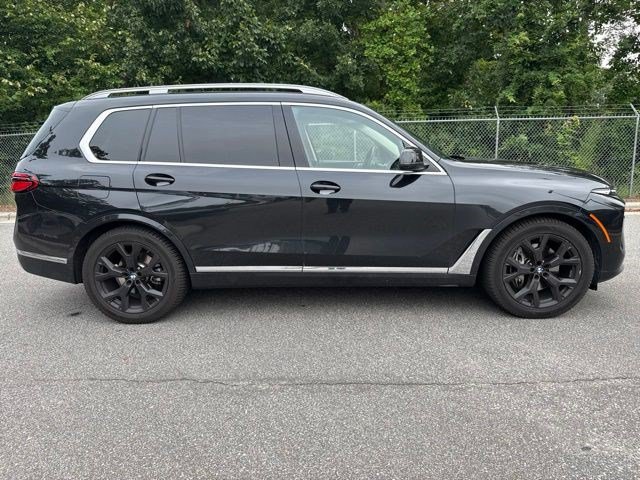 Used 2024 BMW X7 xDrive40i AWD/4WD image 12