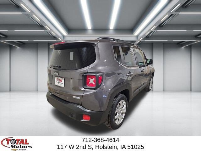 Used 2018 Jeep Renegade Latitude w/ Cold Weather Group image 8