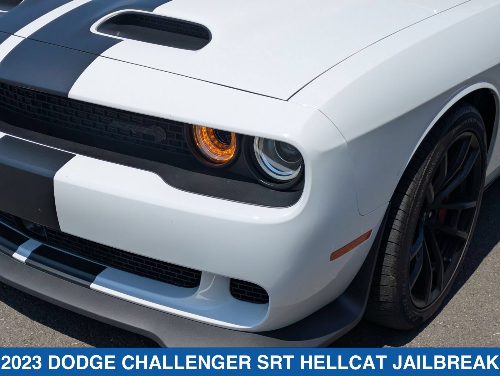 Used 2023 Dodge Challenger SRT Hellcat w/ Driver Convenience Group RWD image 10