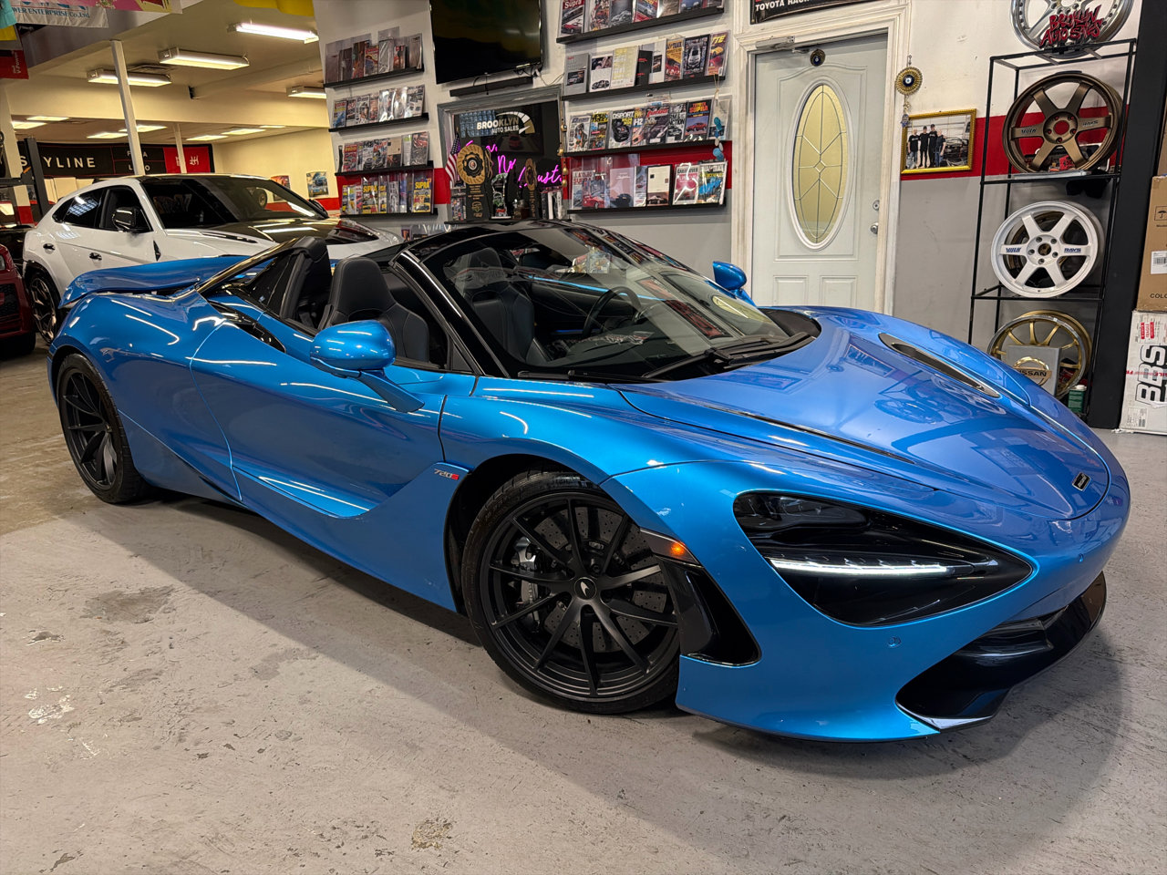 Used 2020 McLaren 720S Luxury image 1