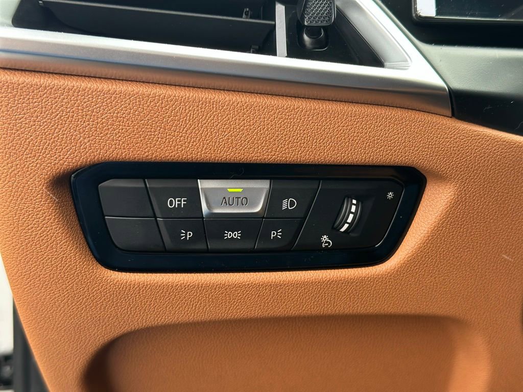 New 2026 BMW 330i xDrive Sedan AWD/4WD image 30