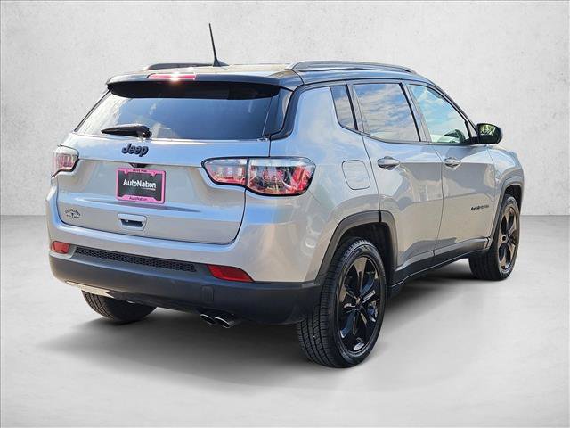 Used 2019 Jeep Compass Latitude FWD image 5