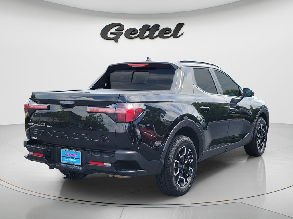 Used 2022 Hyundai Santa Cruz SEL w/ Activity Package FWD image 5
