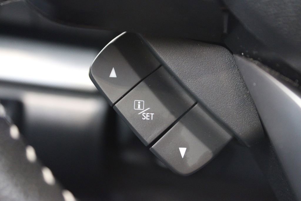 Used 2019 Subaru Forester Limited image 22